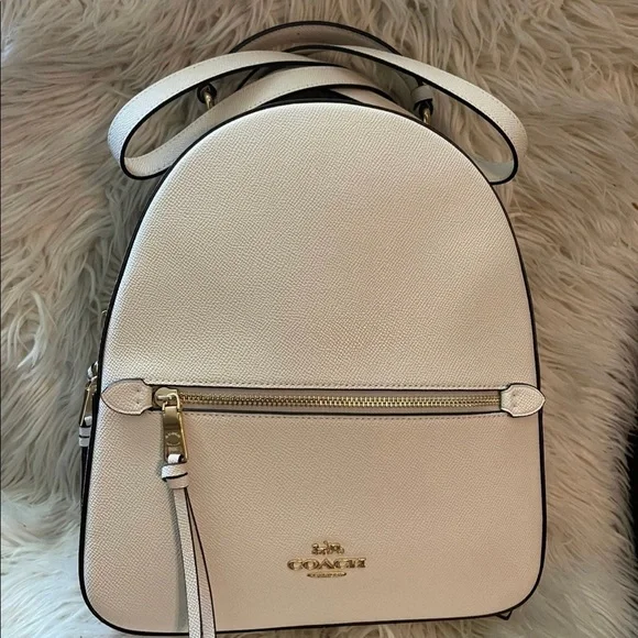 Signature Jordyn backpack white/kaki Coach Brand Coach Jordyn Backpack Signature Light Khaki | Mercari main image 4